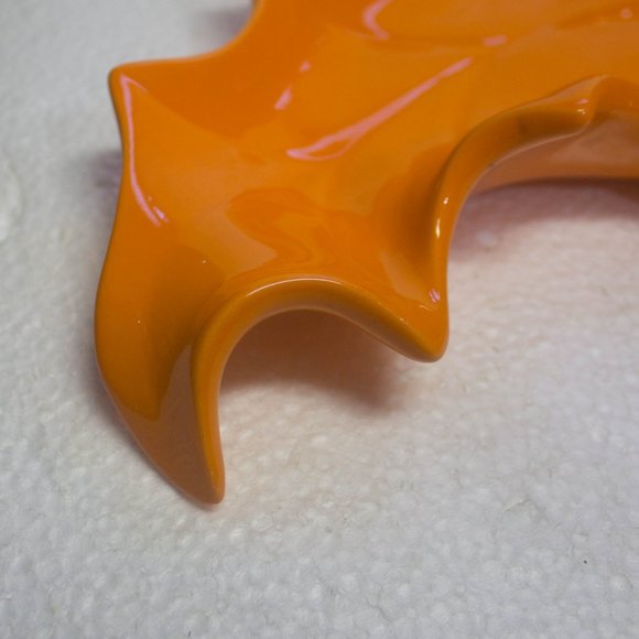 Vintage Orange Ceramic Glazed Leaf Candy Dish, Serving Platter, Table Sitter - Picture 3 of 10